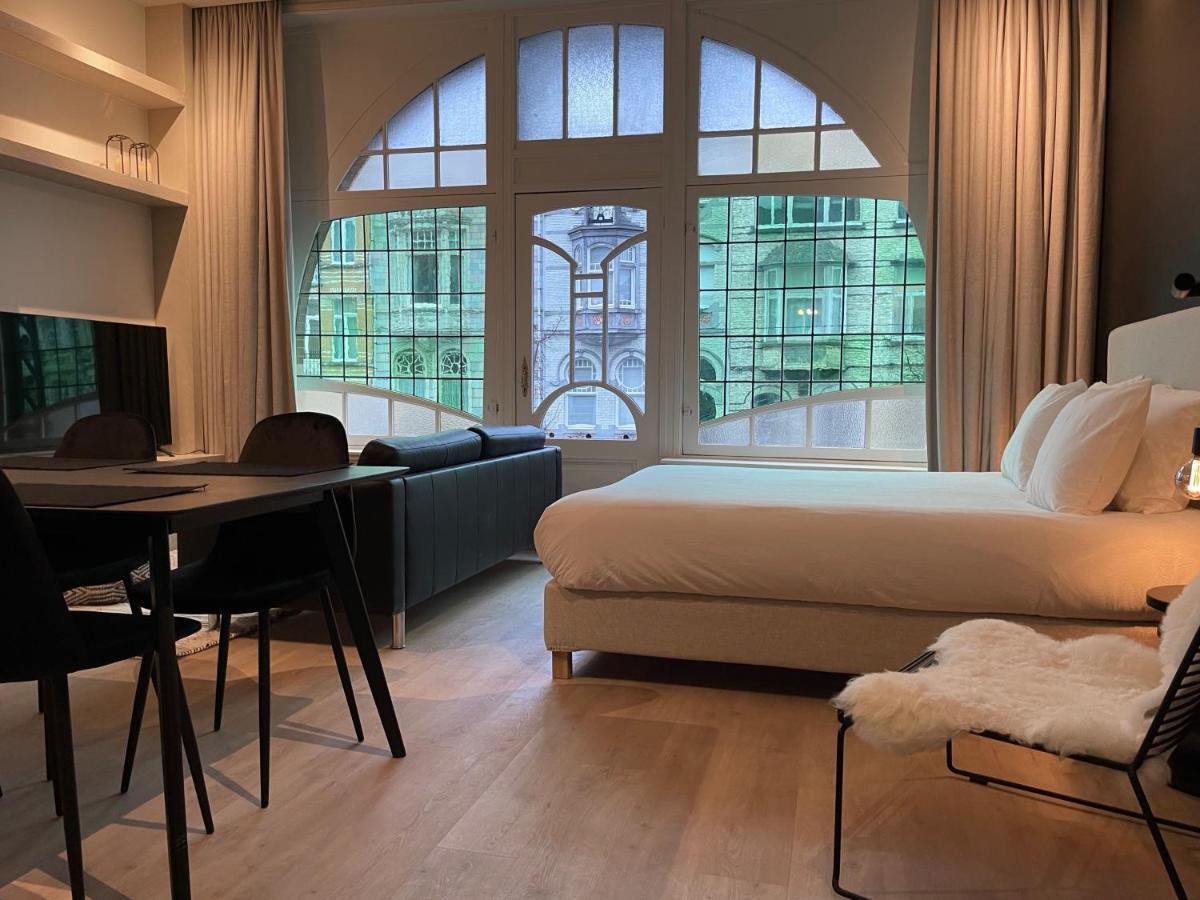 3 Bedroom Art-Nouveau Apartment With Free Parking Гент Екстер'єр фото