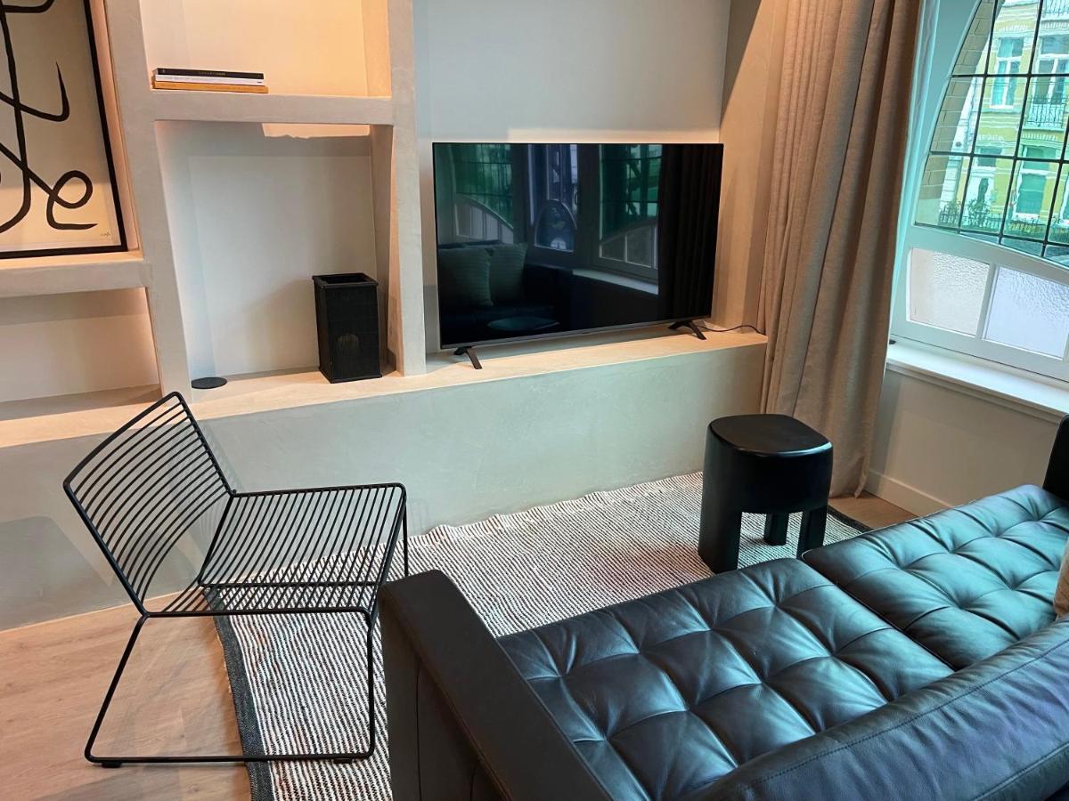 3 Bedroom Art-Nouveau Apartment With Free Parking Гент Екстер'єр фото