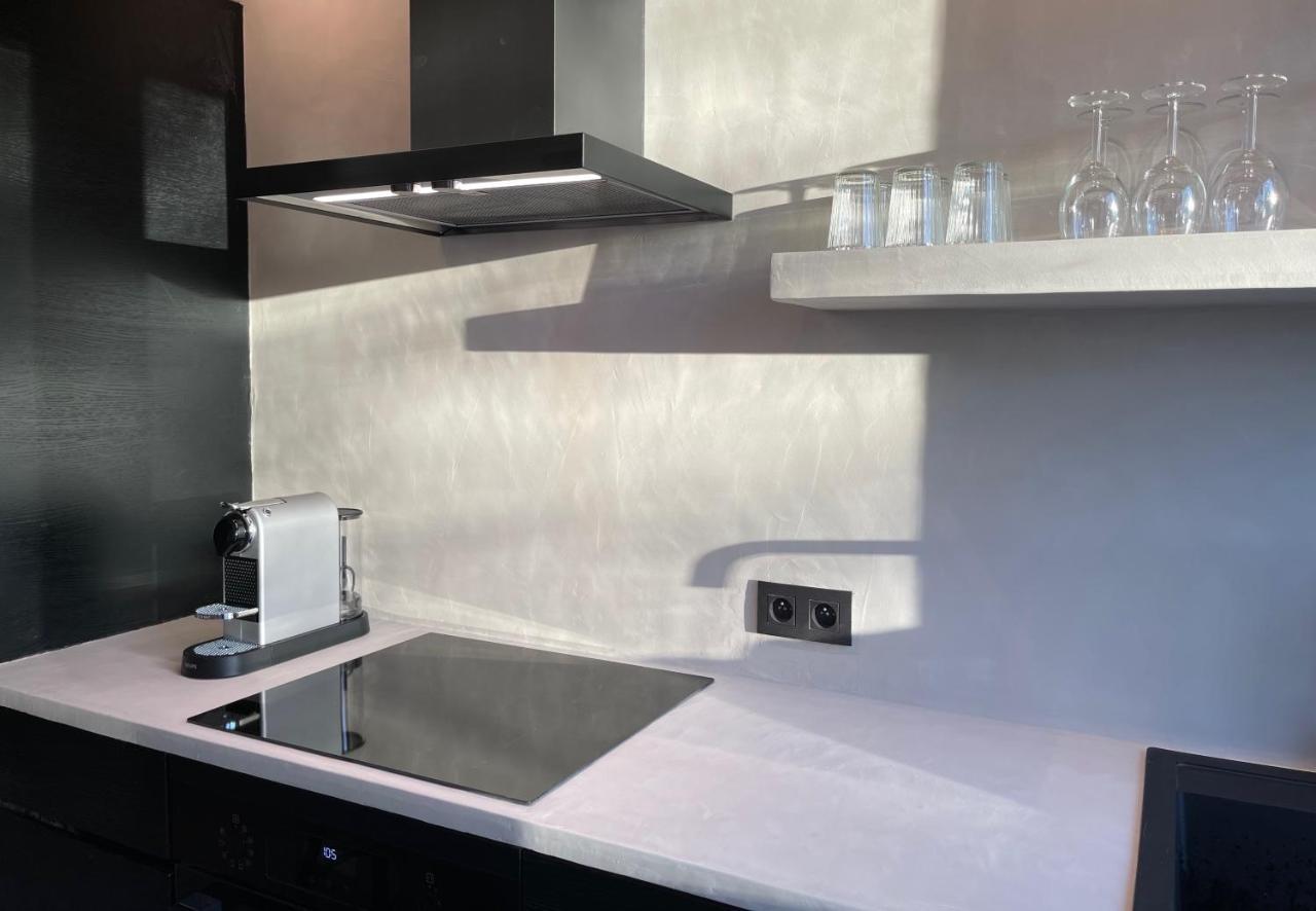 3 Bedroom Art-Nouveau Apartment With Free Parking Гент Екстер'єр фото