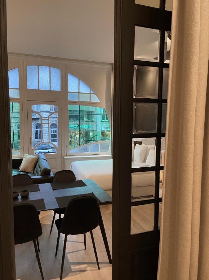 3 Bedroom Art-Nouveau Apartment With Free Parking Гент Екстер'єр фото