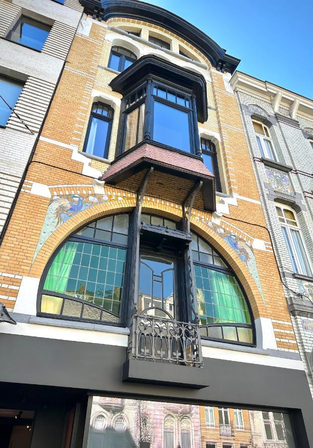 3 Bedroom Art-Nouveau Apartment With Free Parking Гент Екстер'єр фото